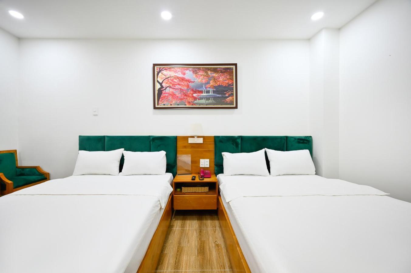 Vivian Airport Hotel Saigon Ho-Chi-Minh-Stadt Exterior foto