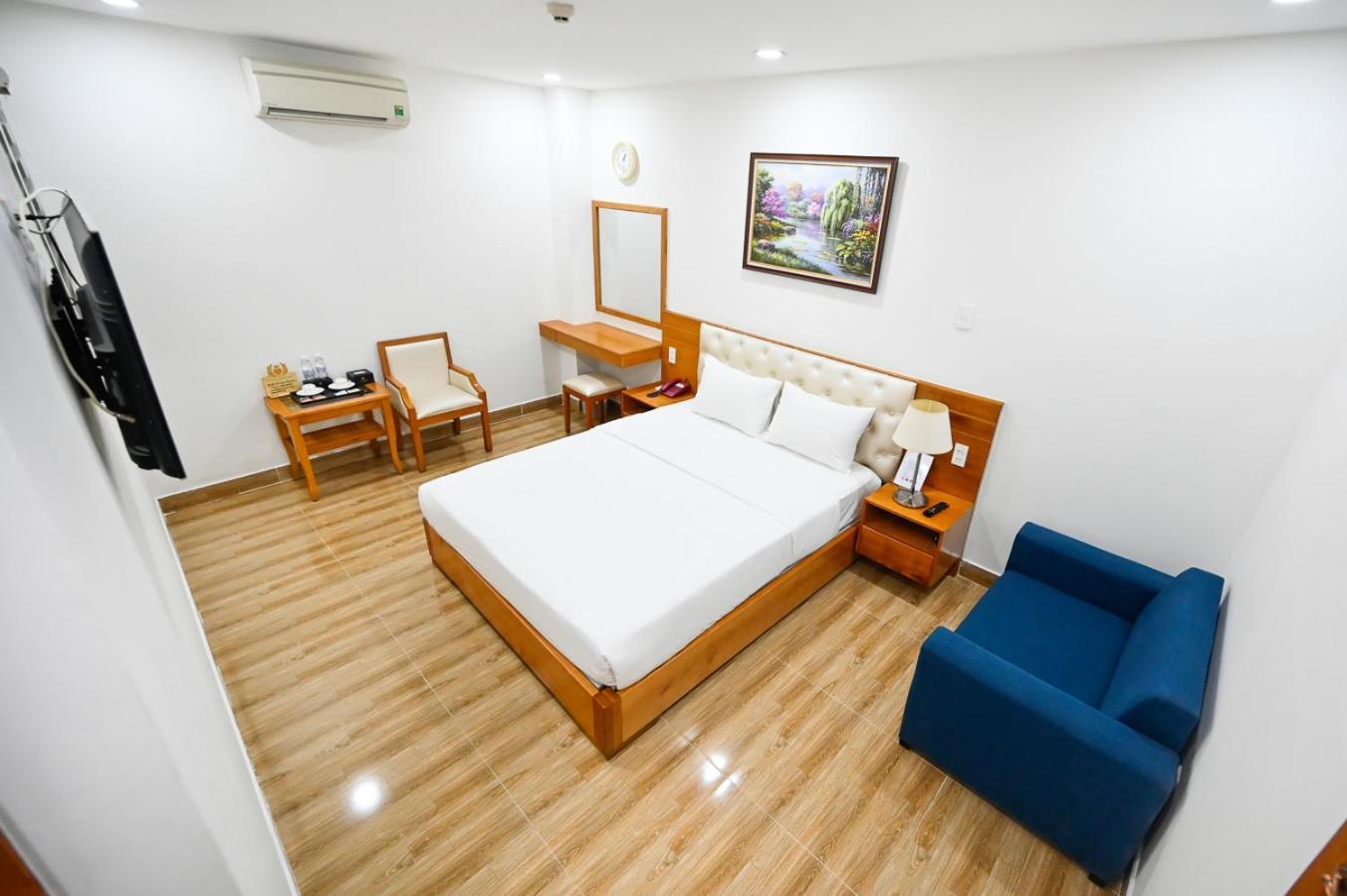 Vivian Airport Hotel Saigon Ho-Chi-Minh-Stadt Exterior foto
